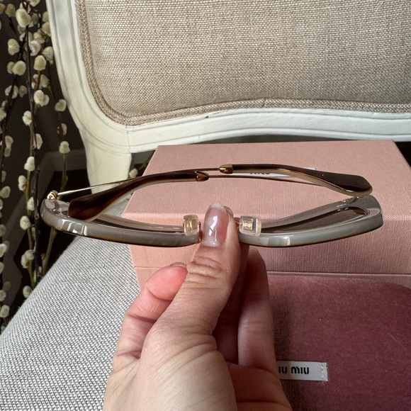 Miu Miu Tortoise Cat Eye Sunglasses - Picture 5 of 6